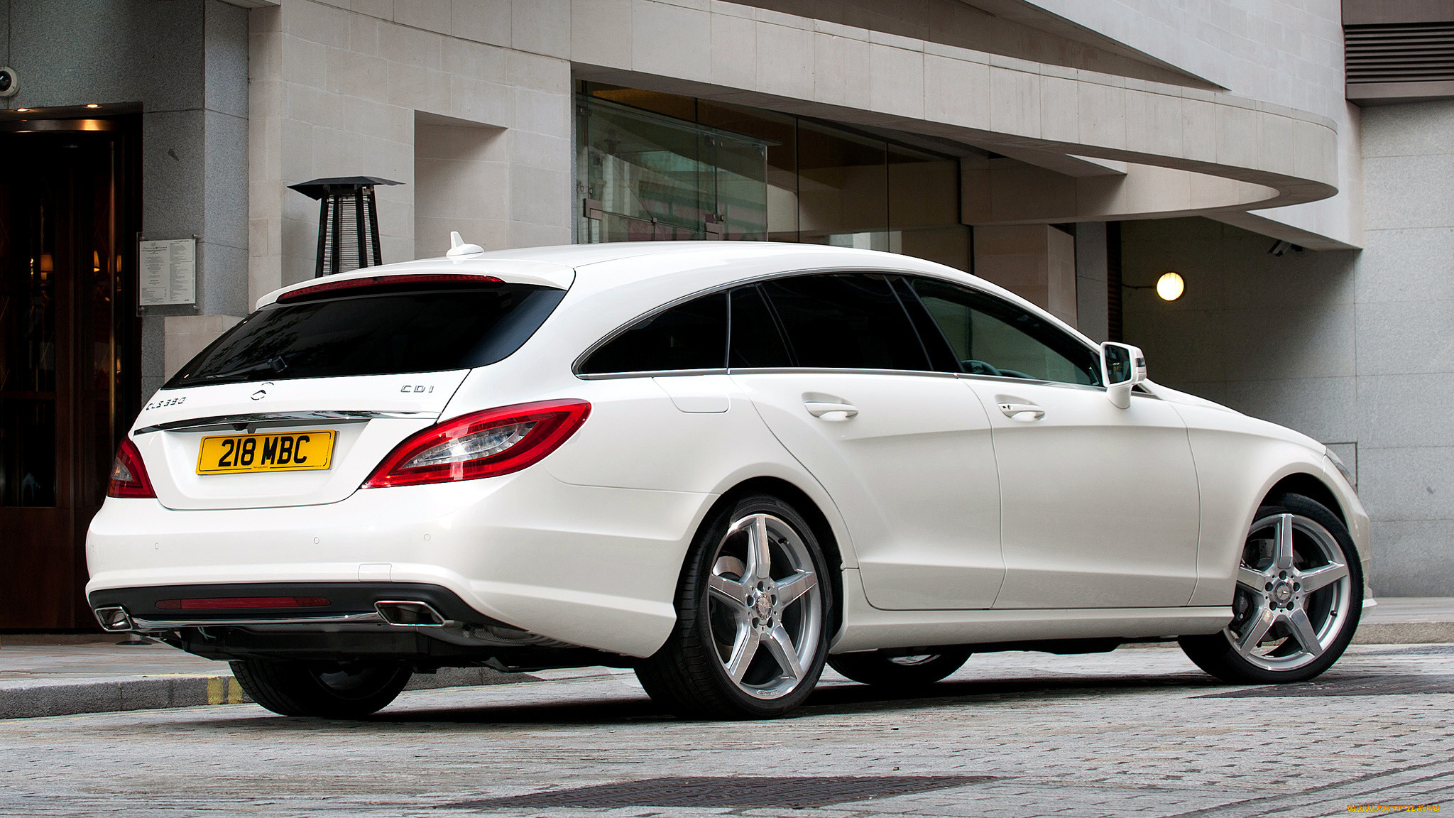 Банан универсал. Мерседес CLS 350 универсал. Mercedes CLS 350 shooting Brake. Mercedes Benz CLS 350 AMG. Mercedes-Benz CLS 350 CDI shooting Brake.